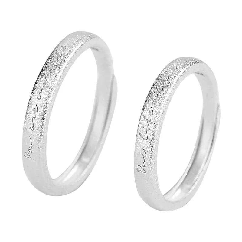 LETRA DE AMOR: ANILLOS DE PAREJA EN PLATA PURA 999, DISEÑO SIMPLE Y VERSATIL